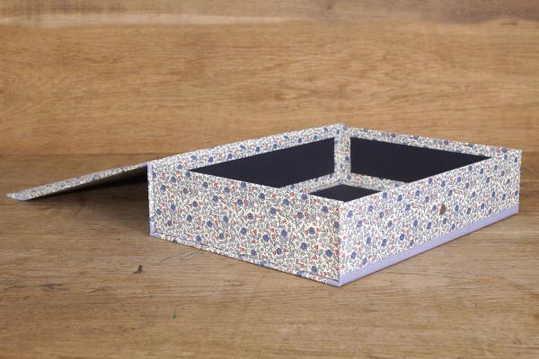 great box of roses linen handmade in germany